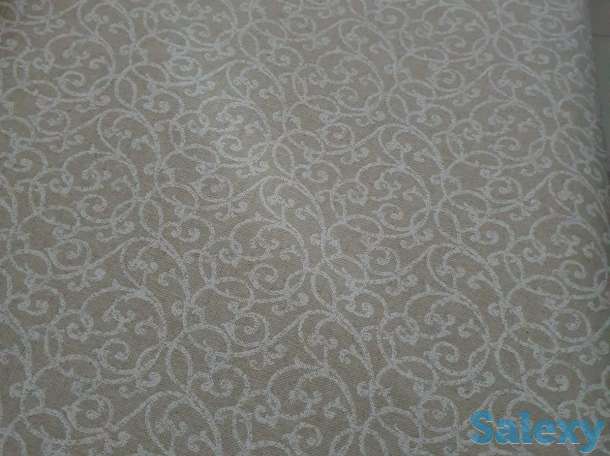 Красивая итальянская скатерть в бежевом цвете с узором под вензель, фотография 3