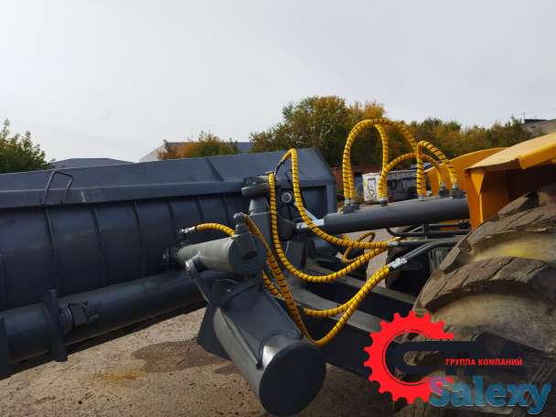 Кировец К-700, бульдозерный отвал, грейдозер дм15, фотография 5