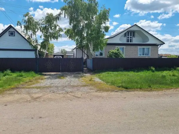 Продам благоустроенный дом, село Златополье, улица Зелёная 13, фотография 1