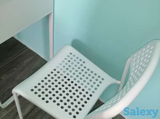 Продам столик и два стула, фотография 2