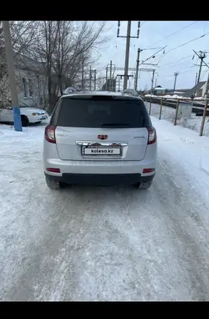 кроссовер geely Emgrand X7, фотография 3