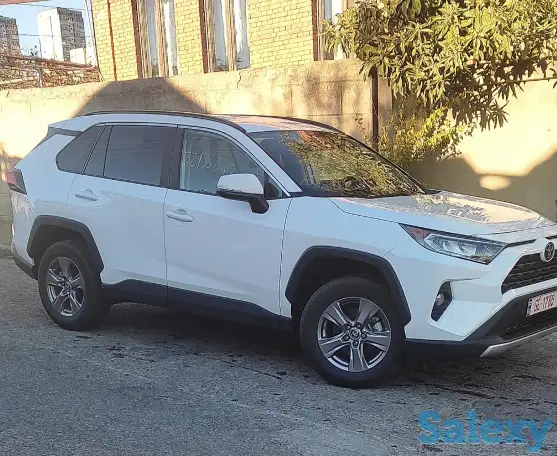 Toyota RAV4, фотография 2