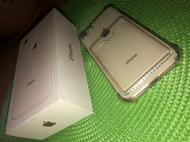 Продаю телефон, фотография 6