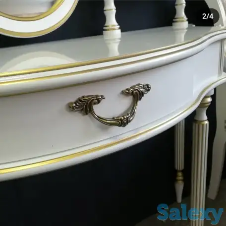 Продам новый шикарный туалетный столик российского производства,из МДФ и элементы массива березы,в крашении Б.Э+золочени, фотография 4