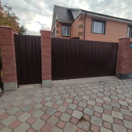 Изготовление распашных и откатных ворот, фотография 7