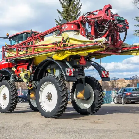 Самоходный опрыскиватель Hardi 4100 EVO - 2013, фотография 4