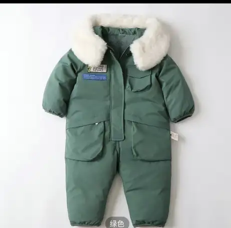 Зимний комбинезон, фотография 1