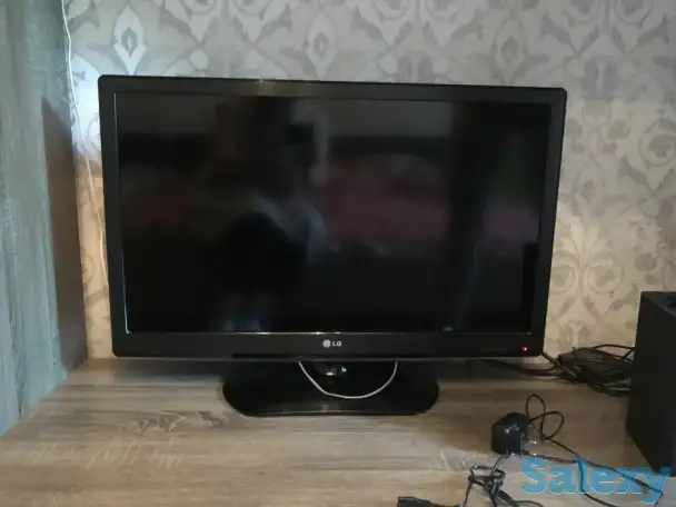 Телевизор LG 32 дюйма, фотография 1
