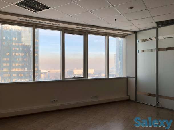 Сдается просторный офис в БЦ 