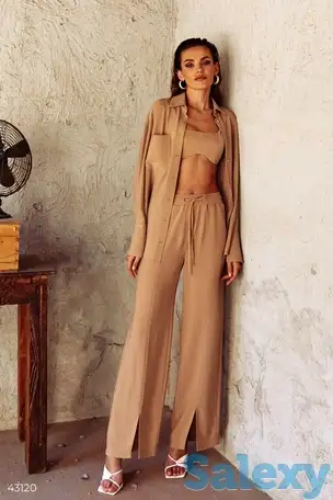 Бежевые брюки прямого кроя, фотография 1