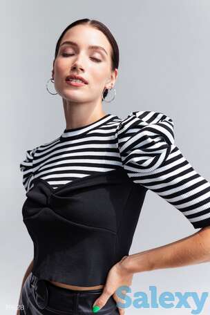 Трикотажный топ с корсетом, фотография 1