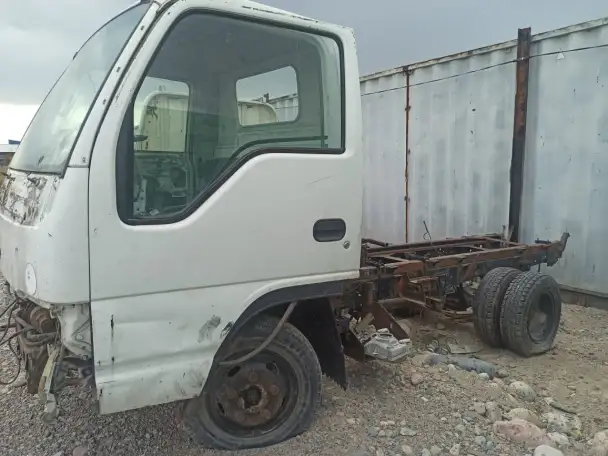 Кабина с рамой на ниссан атлас, фотография 1