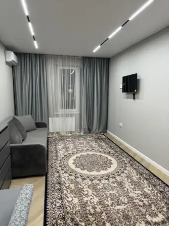 Сдам новую квартиру в аренду на долгий срок, Рыйымбека 210, фотография 2