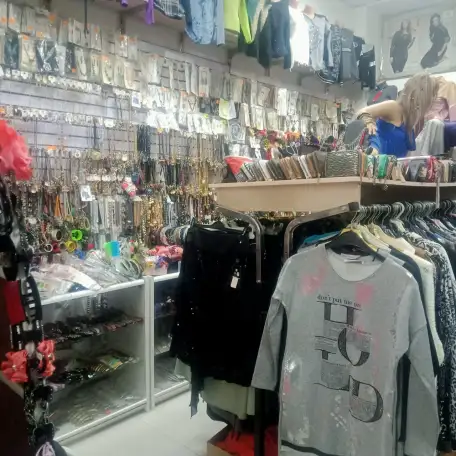 Женская одежда больших размеров и маленьких размеров бижутерия. г. Актау. Тц Олжа блок В бутик 13., фотография 3