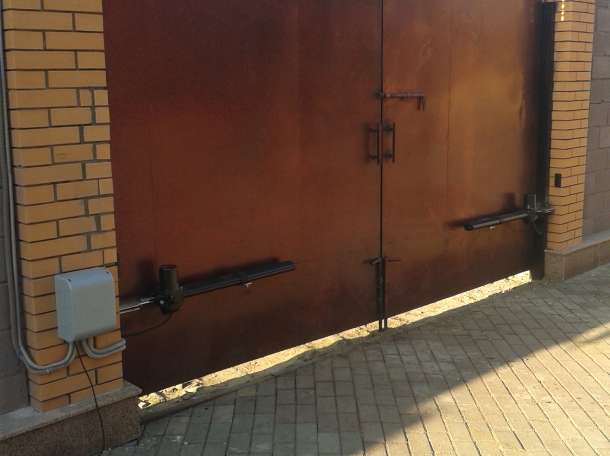 Секционные гаражные ворота, уличные ворота, шлагбаумы, фотография 5