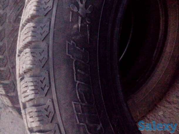 Продам зимнюю резину б/у, фотография 1