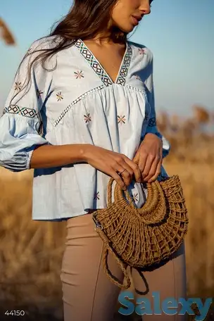 Плетеная бежевая сумка, фотография 1