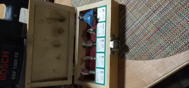 Продам фрейзерную машину Bosch gof 1300 ce в хорошем состоянии, фотография 2