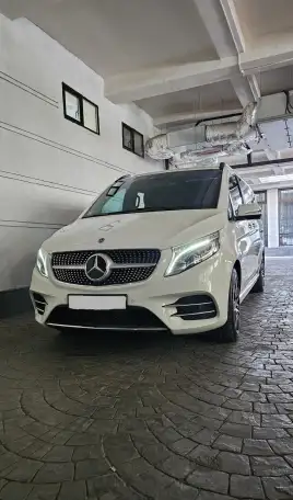 Продаю Мерседес v300d 4matik AMG, фотография 1