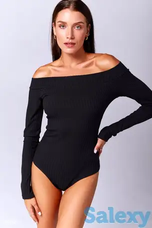 Черный боди с открытыми плечами, фотография 1