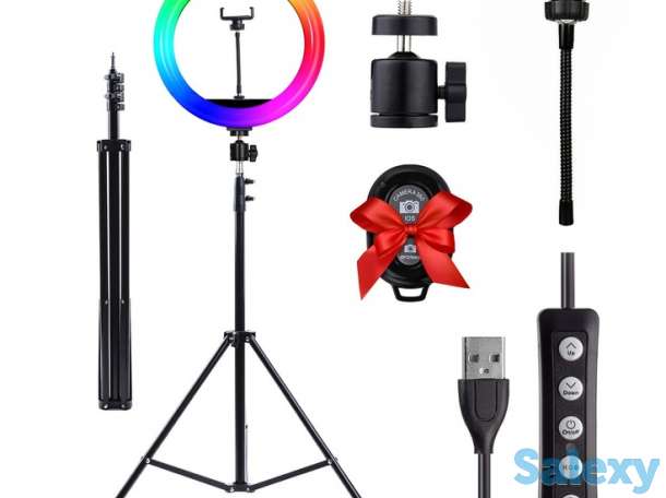 Продам кольцевую лампу ЦВЕТНАЯ 26 см со штативов 2 м. + Bluetooth пульт в подарок, RGB LED MJ26, фотография 1
