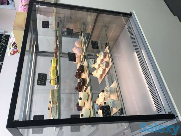 Витринный холодильник, фотография 2