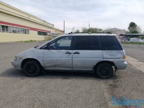 Nissan Prairie, фотография 4