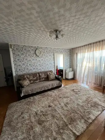 Продаётся 3 комнатная квартира, фотография 1