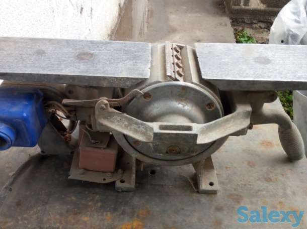 Рубанок 220 вольт, фотография 1