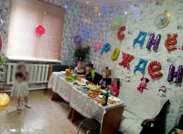 Продам шпальный дом с магазином, фотография 7