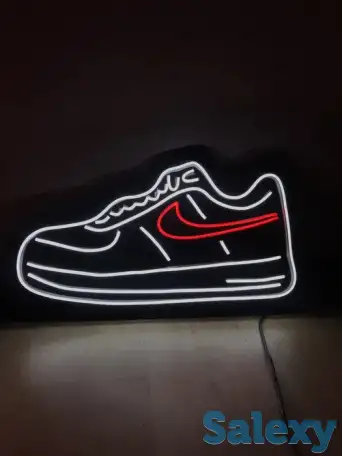 Неоновые вывески, фотография 9