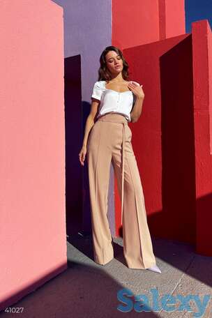 Бежевые брюки палаццо с поясом, фотография 1