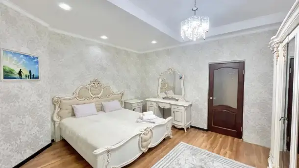 Светлая 2-комнтатная квартира, ул Шокан Уалиханова 21 Блок 1, фотография 1