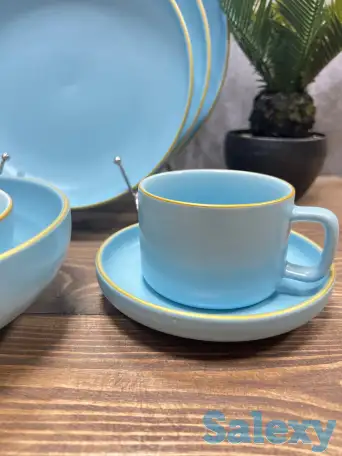 Небесно-голубой столовый сервиз с золотой каёмкой Vassila, фотография 3