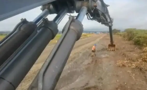 Изготовление трехсекционной стрелы 32м, 36м для экскаваторов, фотография 2