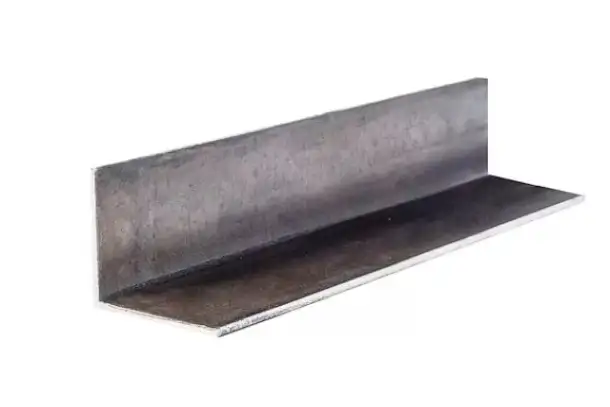 Уголок гнутый холоднокатаный Размер: 40х40х3х6 мм; 25х25х4х12 мм; 32х32х2х12,1 мм, фотография 1