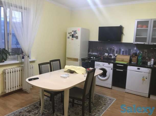 продается 2комнатная квартира с мебелью,жк Жайна,78 кв.м,, фотография 4