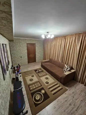 Продам трёхкомнатную квартиру в районе пересечения улиц Джандосова и Яссауи., фотография 3