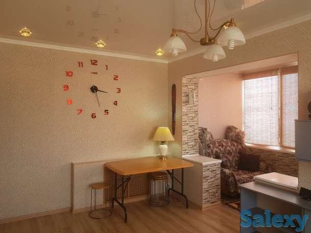 По суточно 1 комнатная кв. в центре города, 11-28, фотография 1