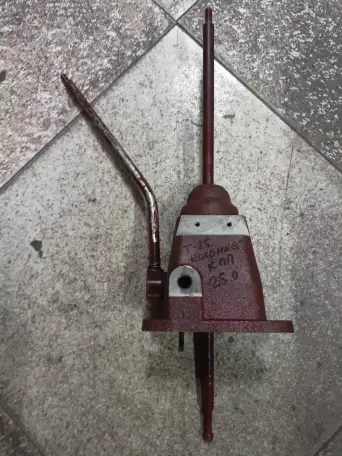 Колонка Т-25 переключения КПП, ручная с блокировкой Т30.37.085, фотография 1