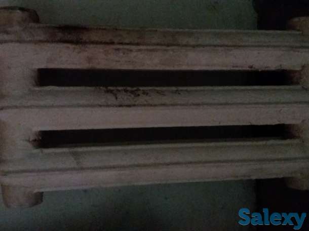 чугунная трёхсекционная отопительная батарея, фотография 1