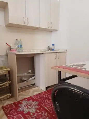 Продам 1 ком.кв от Хозяйки перегорождена пластиком как 2-хкомнатная заот Хозяйки квартиры. Торг уместен., фотография 13