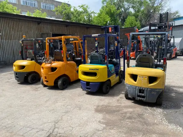 Вилочные погрузчик. Komatsu из Японии, фотография 9