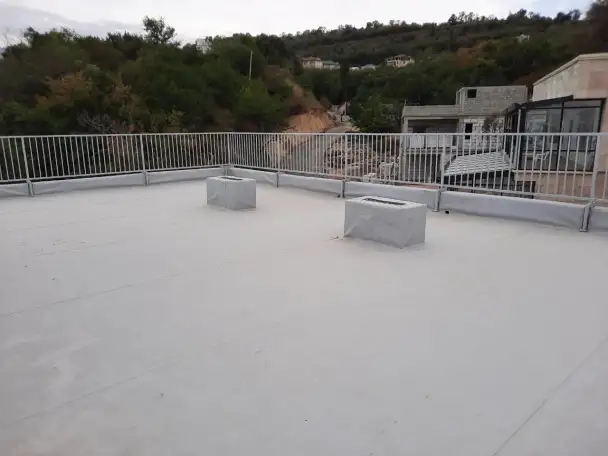 ИП Polymer-system требуется разнорабочий. Помощник кровельщика., фотография 2