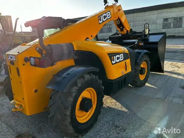 Телескопический погрузчик, фотография 6