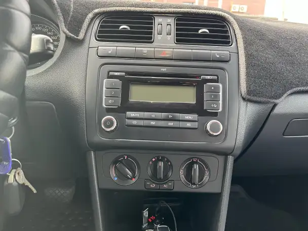 Продаю Volkswagen Polo 2012г, фотография 12