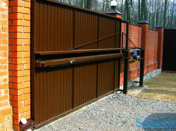 Автоматические секционные откатные ворота, фотография 1