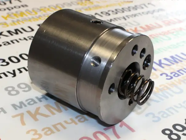 Клапан распределительный КМУ Unic 300 3 секции оригинал, фотография 1