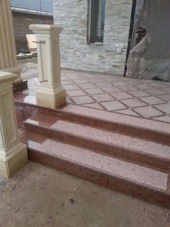 Гранитная брусчатка, проектирование гранитной брусчатки, монтаж гранитной брусчатки 20 лет опыта. Гарантия, фотография 3