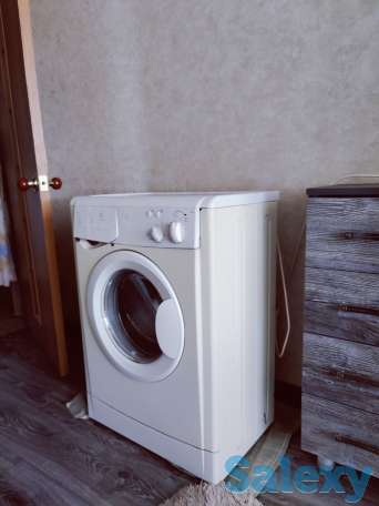 Продам стиральную машинку Indesit б/у в рабочем состоянии, фотография 2